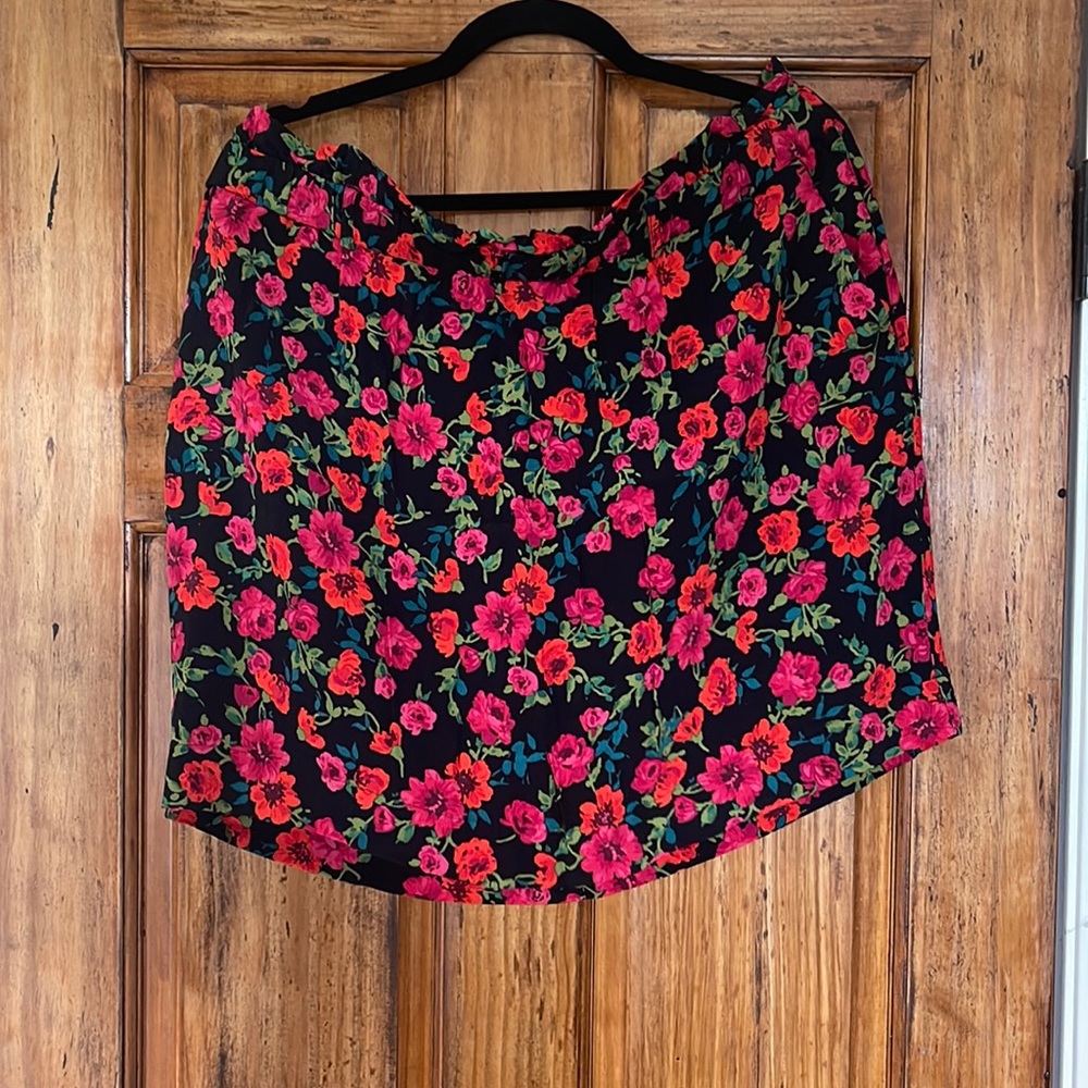 Express black floral high rise mini skirt sz XL